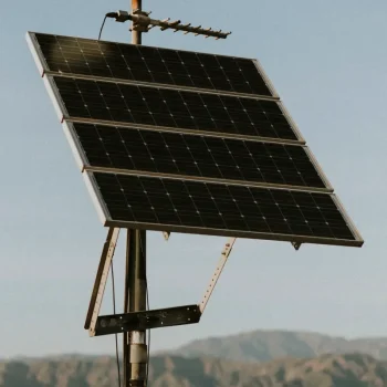 solar-panels-californian-desert